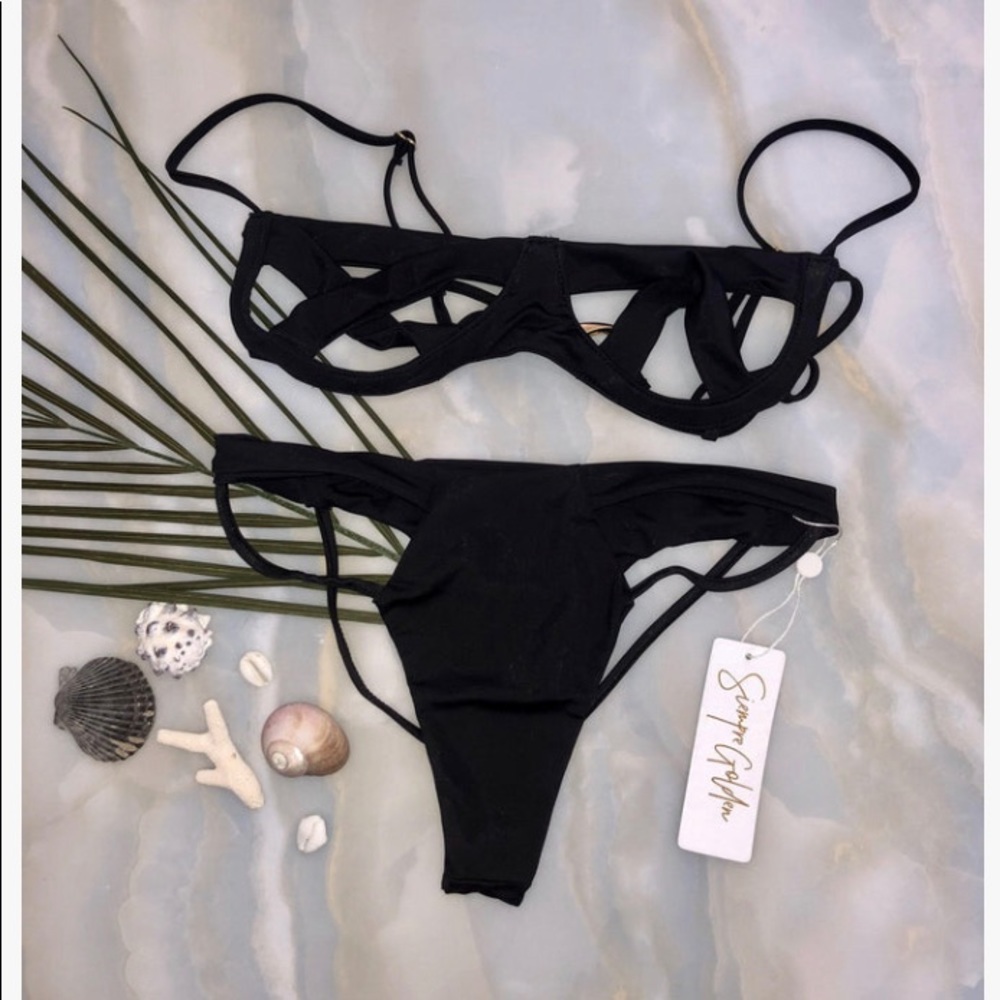 Siempre Golden Scorpio Bikini Top XS/S NWT